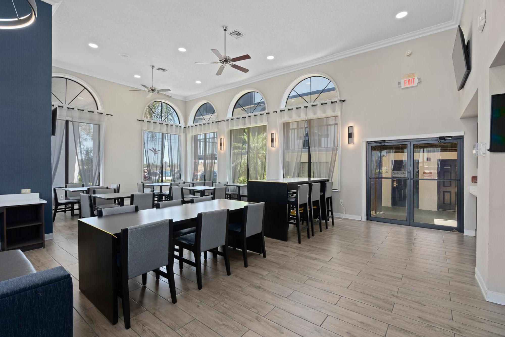 Baymont By Wyndham Orlando East Hotel Alafaya Luaran gambar