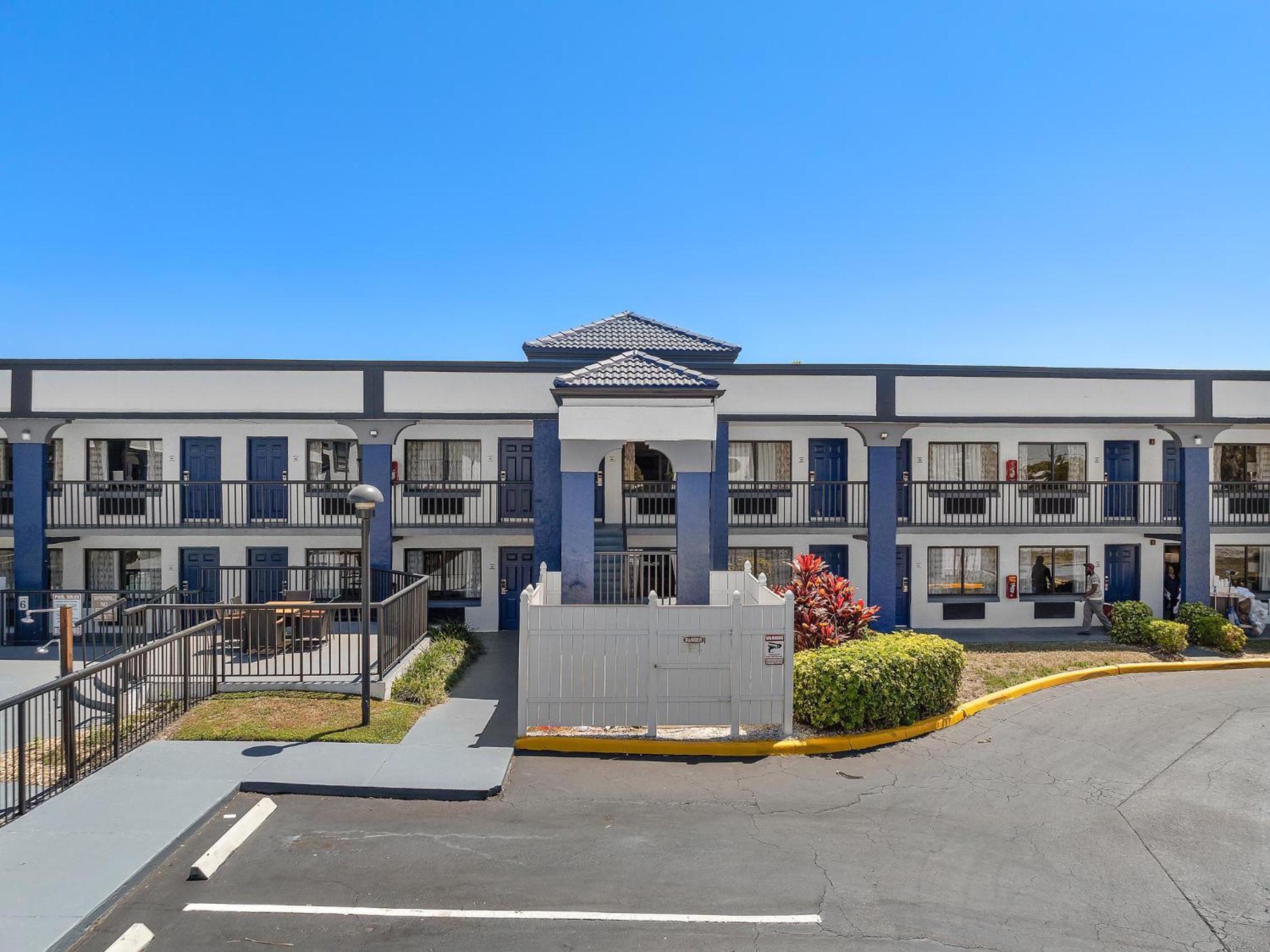 Baymont By Wyndham Orlando East Hotel Alafaya Luaran gambar