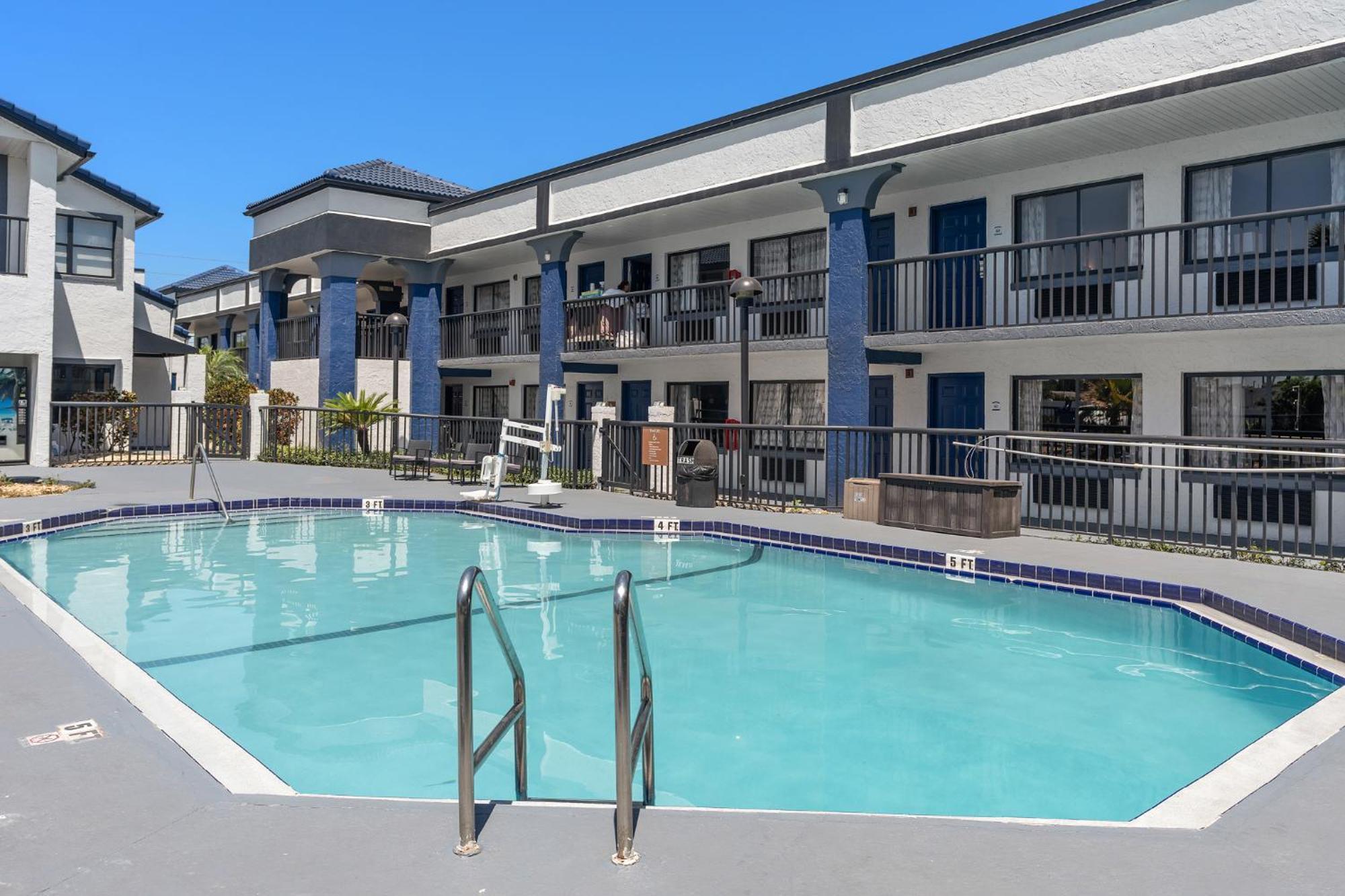 Baymont By Wyndham Orlando East Hotel Alafaya Luaran gambar